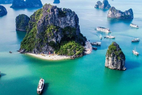 View details of ASPIRA CRUISE HẠ LONG BAY– LAN HẠ BAY ITINERARY W 2.1 tour package ASPIRA CRUISE HẠ LONG BAY– LAN HẠ BAY ITINERARY W 2.1 - Wings Ha Giang Loop tour